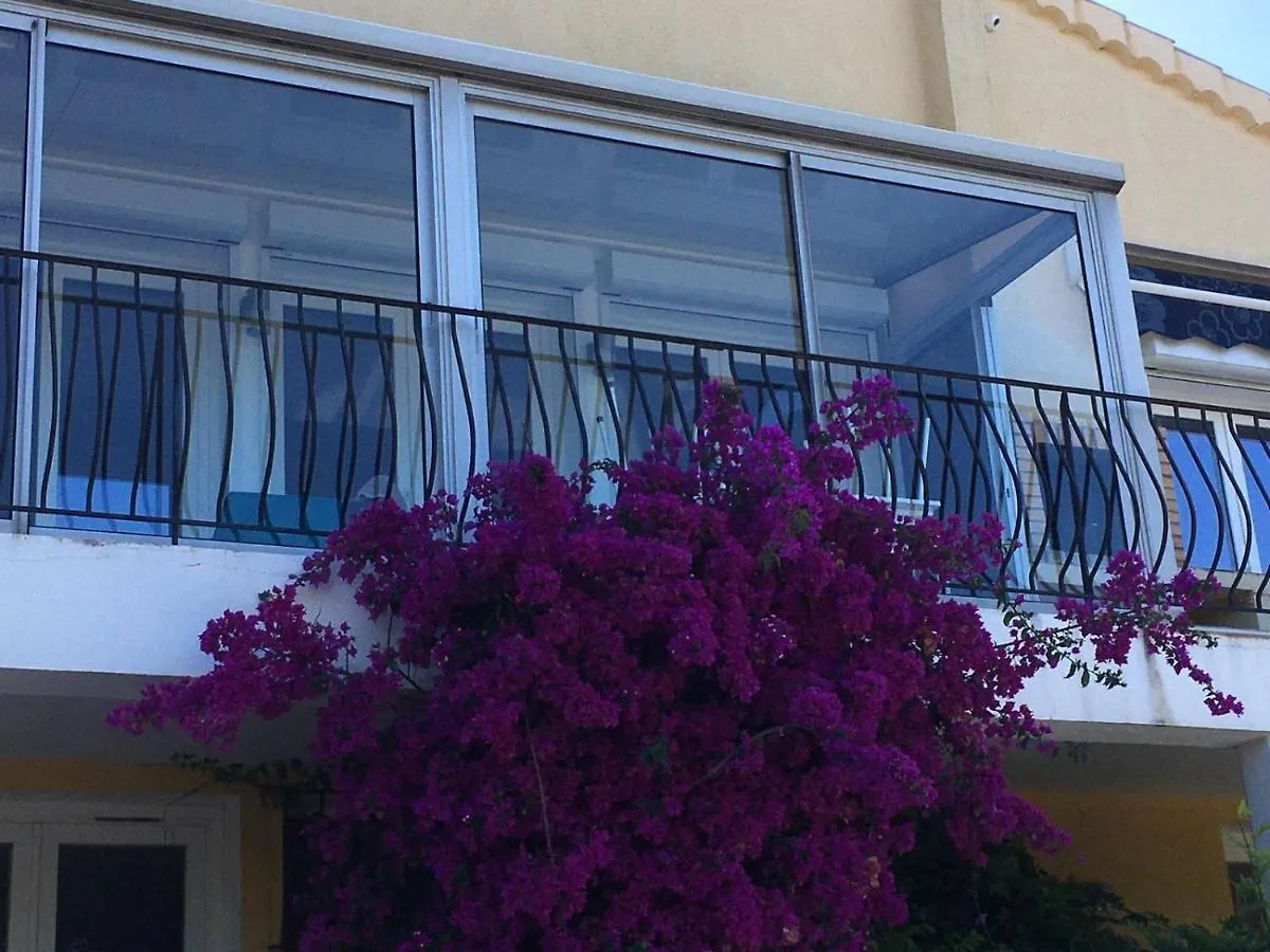 La Villa Farniente Bandol 0*,  France